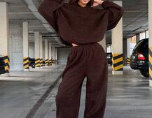 Теплий та мʼякий комплект: Обʼємний худі з капюшоном та штани з манжетами  Дуже приємний до тіла Теплий та мʼякий комплект: Обʼємний худі з капюшоном та штани з манжетами  Дуже приємний до тіла | PUSHKA SHOP