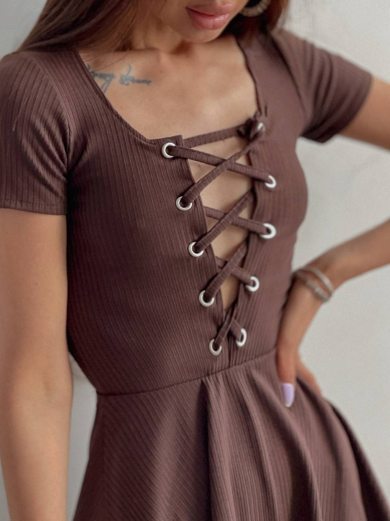 Трикотажное платье-мини со шнуровкой на груди  Трикотажное платье-мини со шнуровкой на груди  | PUSHKA SHOP