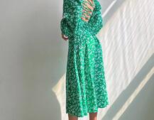 Квіткова сукня-міді зі шнурівкою на спинці та розрізом на ніжці Квіткова сукня-міді зі шнурівкою на спинці та розрізом на ніжці | PUSHKA SHOP