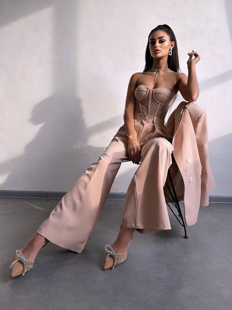 Костюм:  піджак на підкладці, штани+ корсет Костюм:  піджак на підкладці, штани+ корсет | PUSHKA SHOP