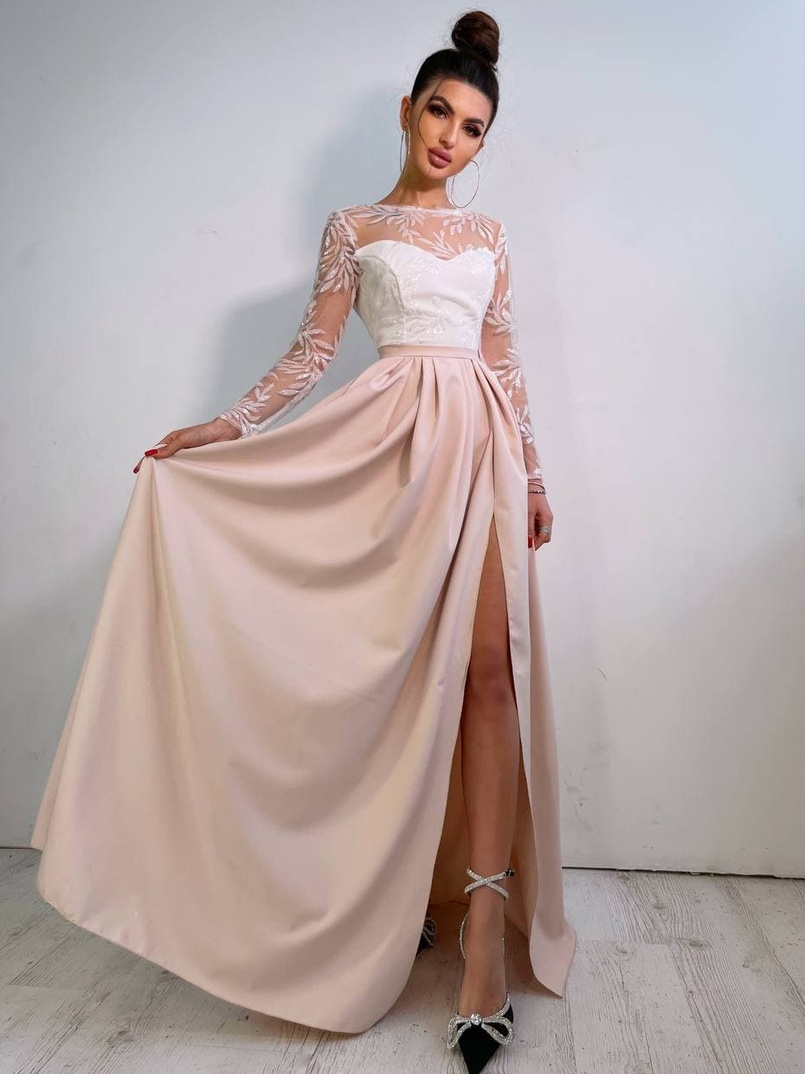 Платье макси с пайетками и разрезом на юбке  | PUSHKA SHOP