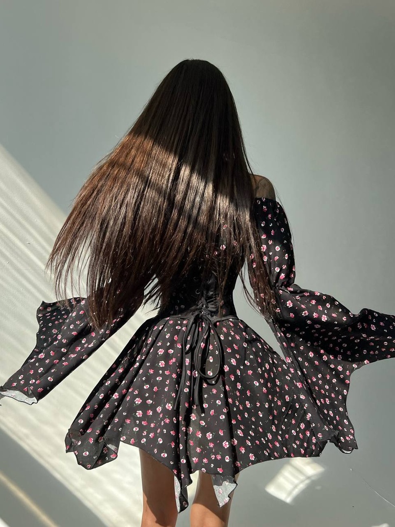 Сукня асиметричного крою з розкльошеними рукавами + корсет декорований стразами Ручна робота Сукня асиметричного крою з розкльошеними рукавами + корсет декорований стразами Ручна робота | PUSHKA SHOP