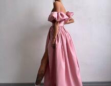 Сукня максі  з розрізом на спідниці та об’ємними рукавами  Сукня максі  з розрізом на спідниці та об’ємними рукавами  | PUSHKA SHOP