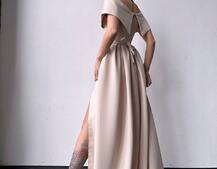 Сукня максі  з відкритими плечима та розрізом на спідниці | PUSHKA SHOP