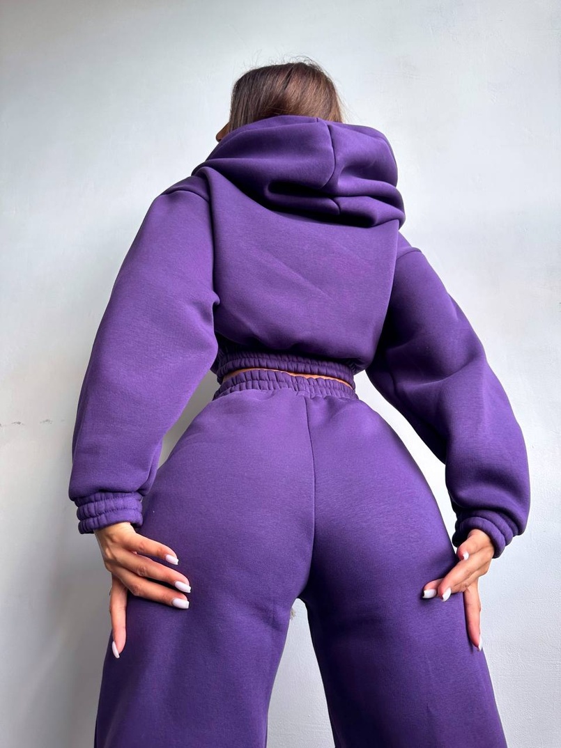 Базовий костюм на флісі з об'ємними капюшоном Базовий костюм на флісі з об'ємними капюшоном | PUSHKA SHOP