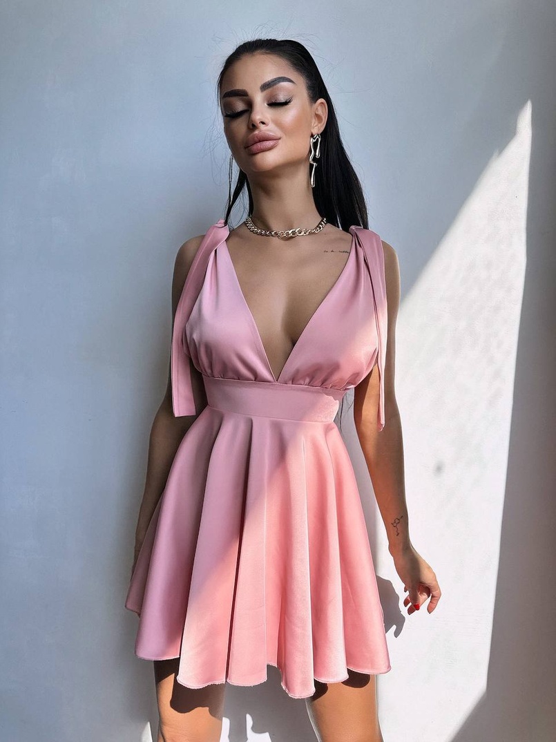 Сукня з пишною спідницею-сонцем Сукня з пишною спідницею-сонцем | PUSHKA SHOP