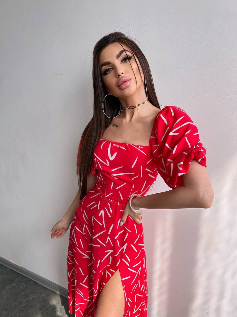 Сукня -міді зі шнурівкою на спинці та розрізом на ніжці Сукня -міді зі шнурівкою на спинці та розрізом на ніжці | PUSHKA SHOP