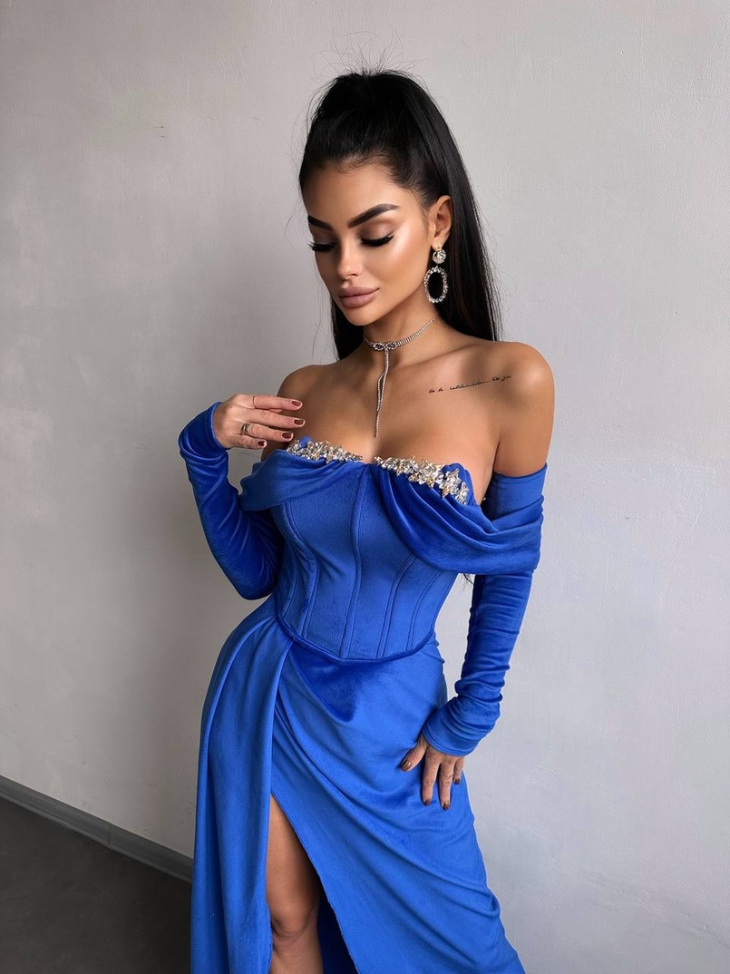 Оксамитова сукня максі декорована стразами  Ручна робота  | PUSHKA SHOP