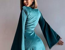 Оксамитова сукня,  декорована стразами з розкльошоними рукавами  Оксамитова сукня,  декорована стразами з розкльошоними рукавами  | PUSHKA SHOP