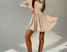 Трикотажное платье, декорированное кружевом   Трикотажное платье, декорированное кружевом   | PUSHKA SHOP