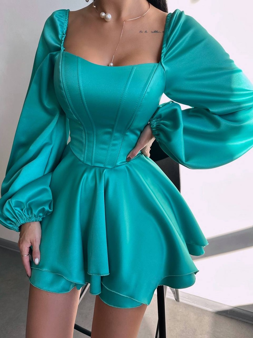 Атласна корсетна сукня з пишною подвійною спідницею та об‘ємними рукавами Атласна корсетна сукня з пишною подвійною спідницею та об‘ємними рукавами | PUSHKA SHOP