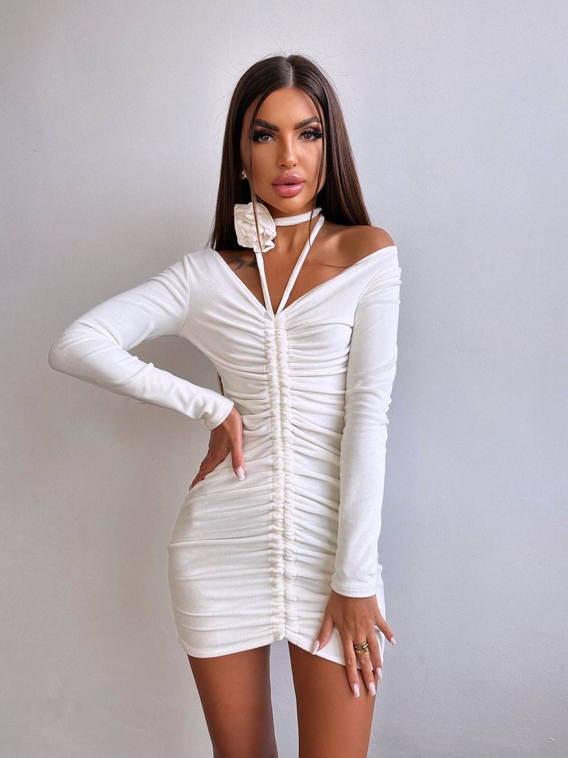 Оксамитова сукня  із зав'язкою на шию з трояндою | PUSHKA SHOP