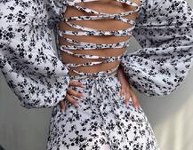 Улюблена сукня-міді зі шнурівкою на спинці та розрізом на ніжці | PUSHKA SHOP