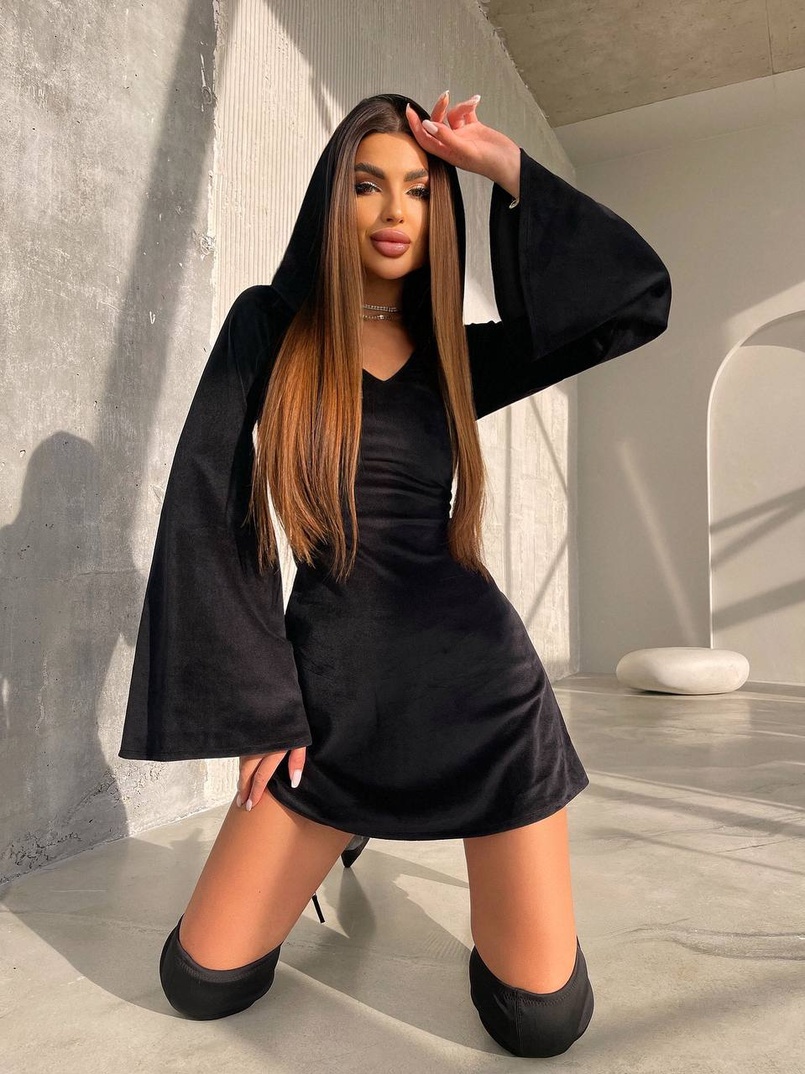 Оксамитова сукня міні з розкльошоними рукавами    Оксамитова сукня міні з розкльошоними рукавами    | PUSHKA SHOP