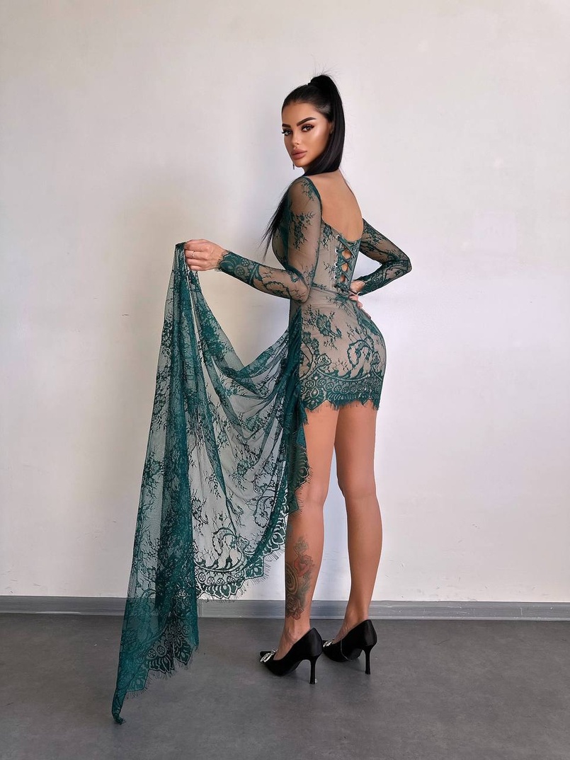 Мереживна сукня міні зі шлейфом Мереживна сукня міні зі шлейфом | PUSHKA SHOP