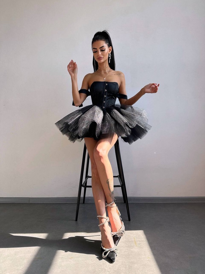Атласна корсетна сукня міні з гачками та пишною фатиновою спідницею  | PUSHKA SHOP