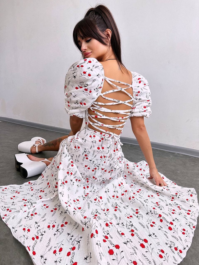 Сукня -міді зі шнурівкою на спинці та розрізом на ніжці з принтом Сукня -міді зі шнурівкою на спинці та розрізом на ніжці з принтом | PUSHKA SHOP