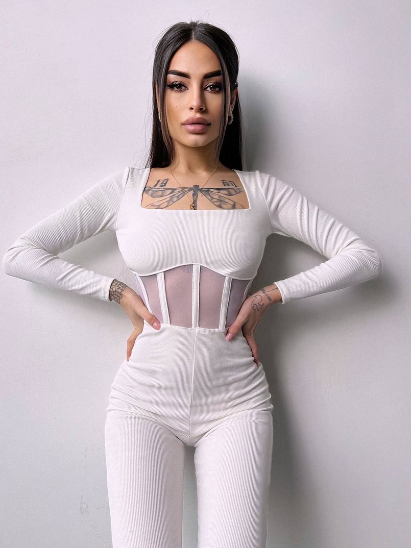 Облягаючий трикотажний комбінезон з елементами корсету  Облягаючий трикотажний комбінезон з елементами корсету  | PUSHKA SHOP