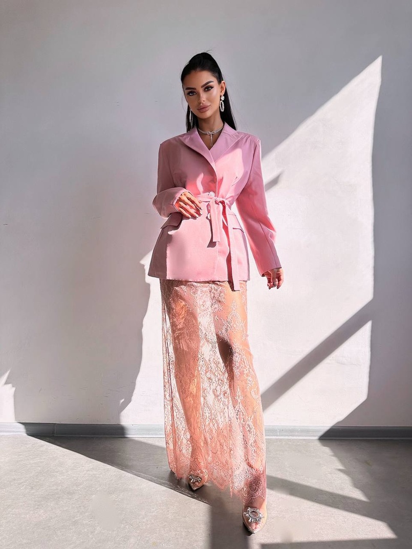 Комплект: піджак + блуза з баской + мереживна спідниця-шорти  Комплект: піджак + блуза з баской + мереживна спідниця-шорти  | PUSHKA SHOP