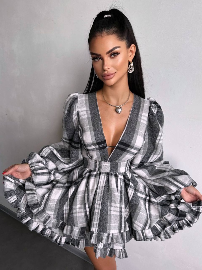 Сукня з подвійною спідницею та обʼємними рукавами у клітинку  Сукня з подвійною спідницею та обʼємними рукавами у клітинку  | PUSHKA SHOP