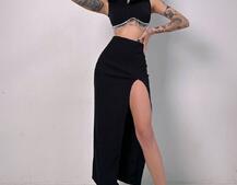 Комплект: топ з бахромою зі страз та спідниця з розрізом  | PUSHKA SHOP