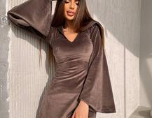 Оксамитова сукня міні з розкльошоними рукавами    Оксамитова сукня міні з розкльошоними рукавами    | PUSHKA SHOP