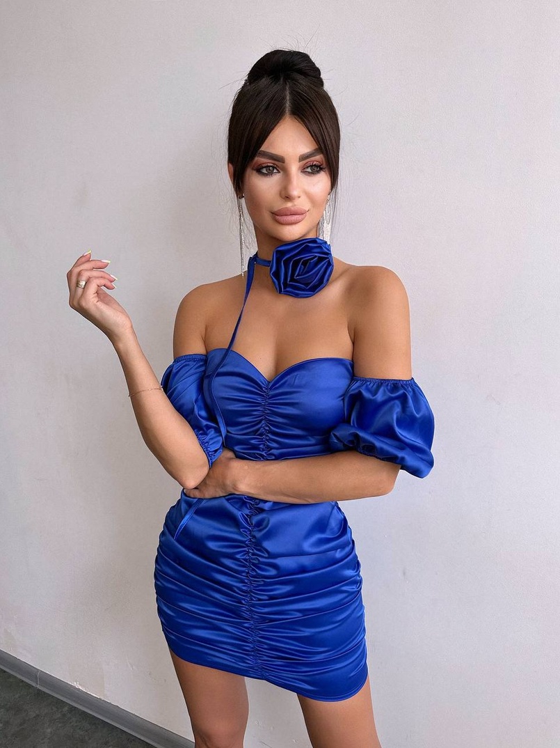 Сукня - міні з драпіруванням та трояндою-чокером | PUSHKA SHOP