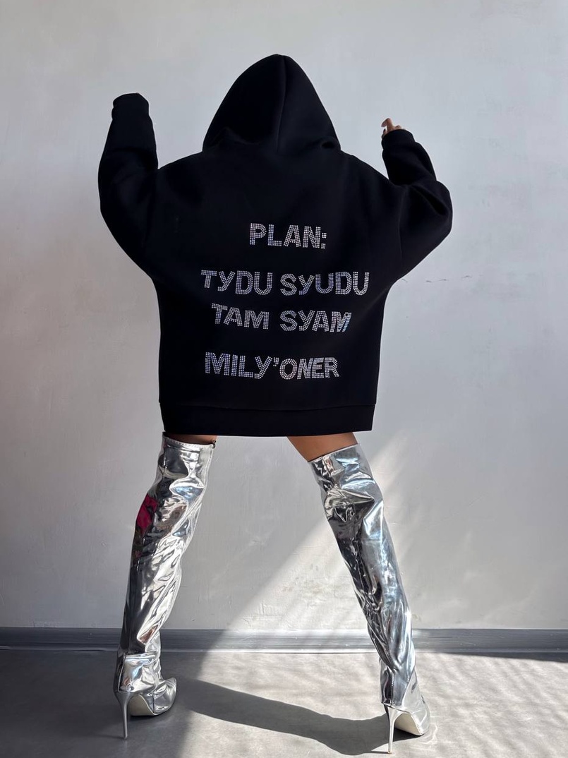 Трендове худі over size із сяючими стразами  | PUSHKA SHOP