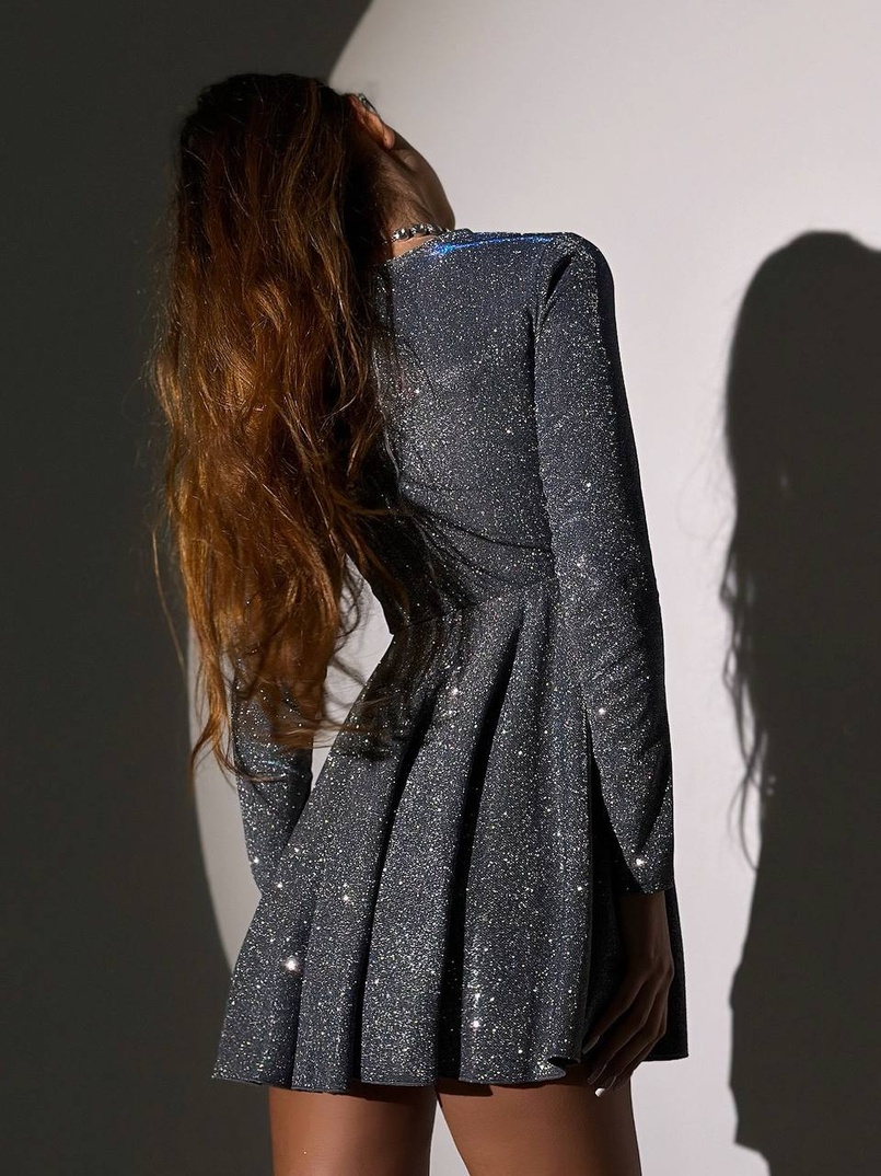 Блискуча корсетна сукня з пишною спідницею Блискуча корсетна сукня з пишною спідницею | PUSHKA SHOP