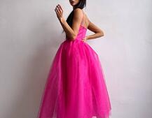 Сукня міді із чашечками з пишною спідницею Сукня міді із чашечками з пишною спідницею | PUSHKA SHOP