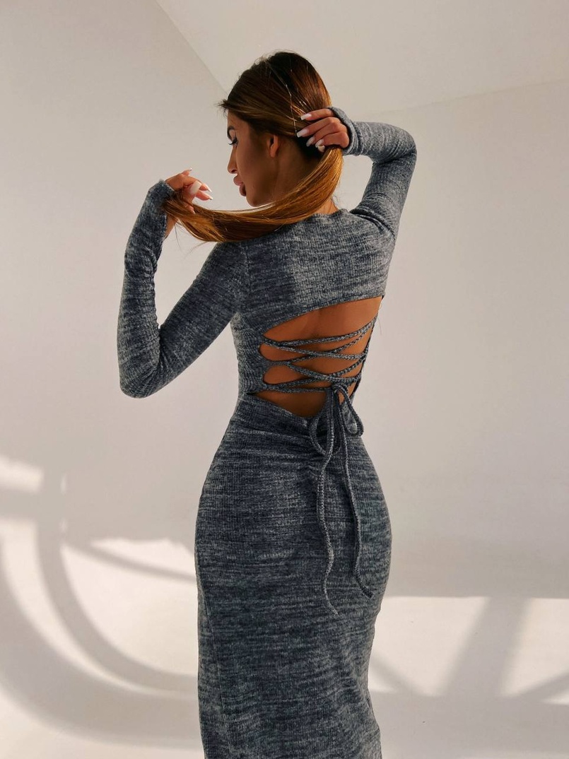 Трикотажна сукня міді зі шнурівкою на спинці Трикотажна сукня міді зі шнурівкою на спинці | PUSHKA SHOP