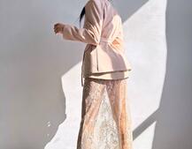 Комплект: піджак + блуза з баской + мереживна спідниця-шорти  Комплект: піджак + блуза з баской + мереживна спідниця-шорти  | PUSHKA SHOP