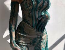 Сукня міні зі шлейфом та рукавичками Сукня міні зі шлейфом та рукавичками | PUSHKA SHOP