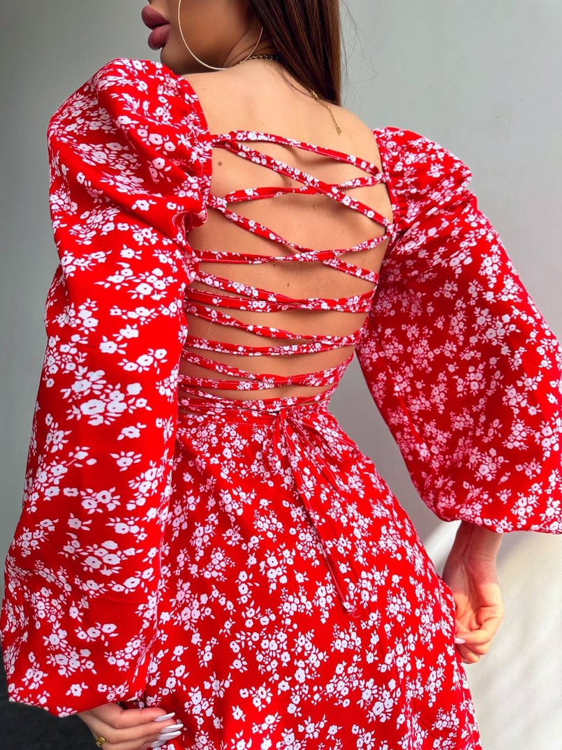 Квіткова сукня-міді зі шнурівкою на спинці та розрізом на ніжці Квіткова сукня-міді зі шнурівкою на спинці та розрізом на ніжці | PUSHKA SHOP