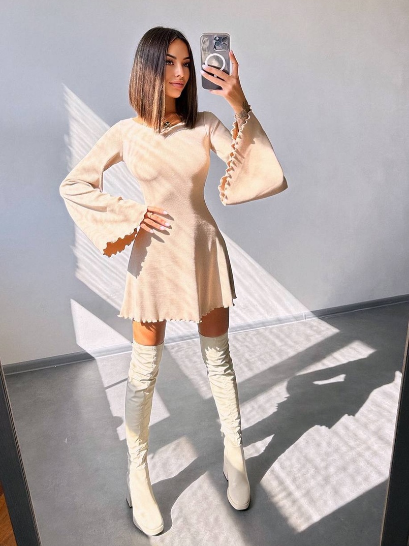 Трикотажна сукня зі шнурівкою на спинці    Трикотажна сукня зі шнурівкою на спинці    | PUSHKA SHOP