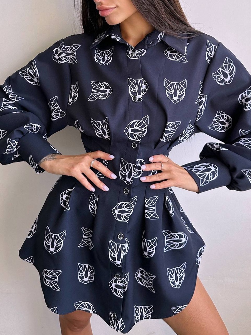 Приталена сорочка з принтом Приталена сорочка з принтом | PUSHKA SHOP