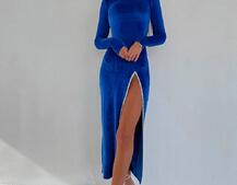 Оксамитова сукня з розрізом, декорована стразами. Прикраса пришита! Оксамитова сукня з розрізом, декорована стразами. Прикраса пришита! | PUSHKA SHOP