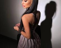 Блискуча сукня з пишною спідницею та шнурівкою на спинці Блискуча сукня з пишною спідницею та шнурівкою на спинці | PUSHKA SHOP