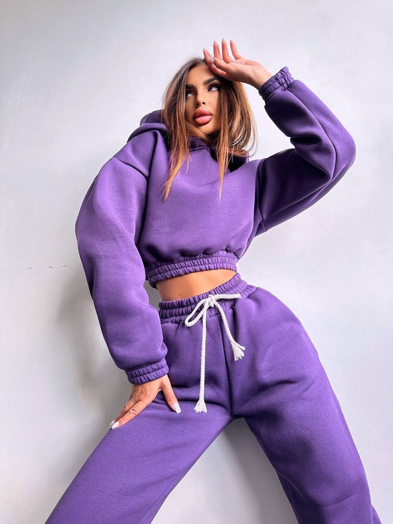 Базовий костюм на флісі з об'ємними капюшоном Базовий костюм на флісі з об'ємними капюшоном | PUSHKA SHOP