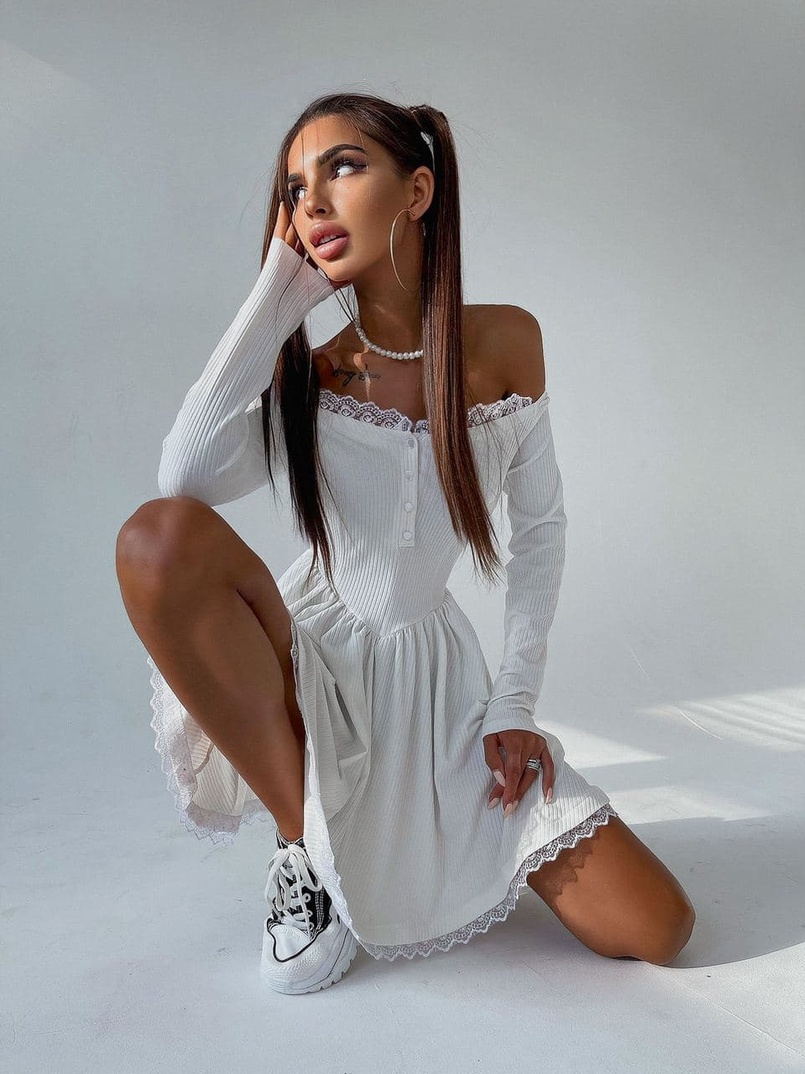 Трикотажное платье, декорированное кружевом   | PUSHKA SHOP