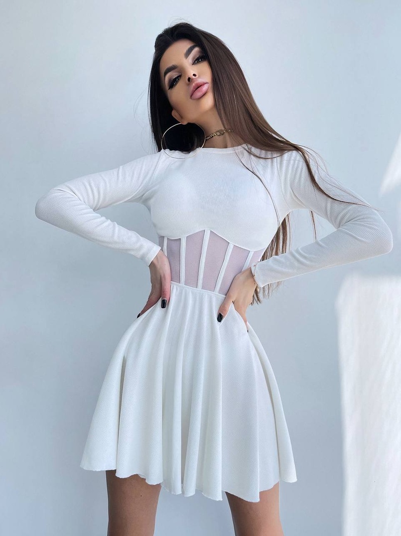 Приталена сукня з корсетною вставкою та спідницею-сонцем Приталена сукня з корсетною вставкою та спідницею-сонцем | PUSHKA SHOP