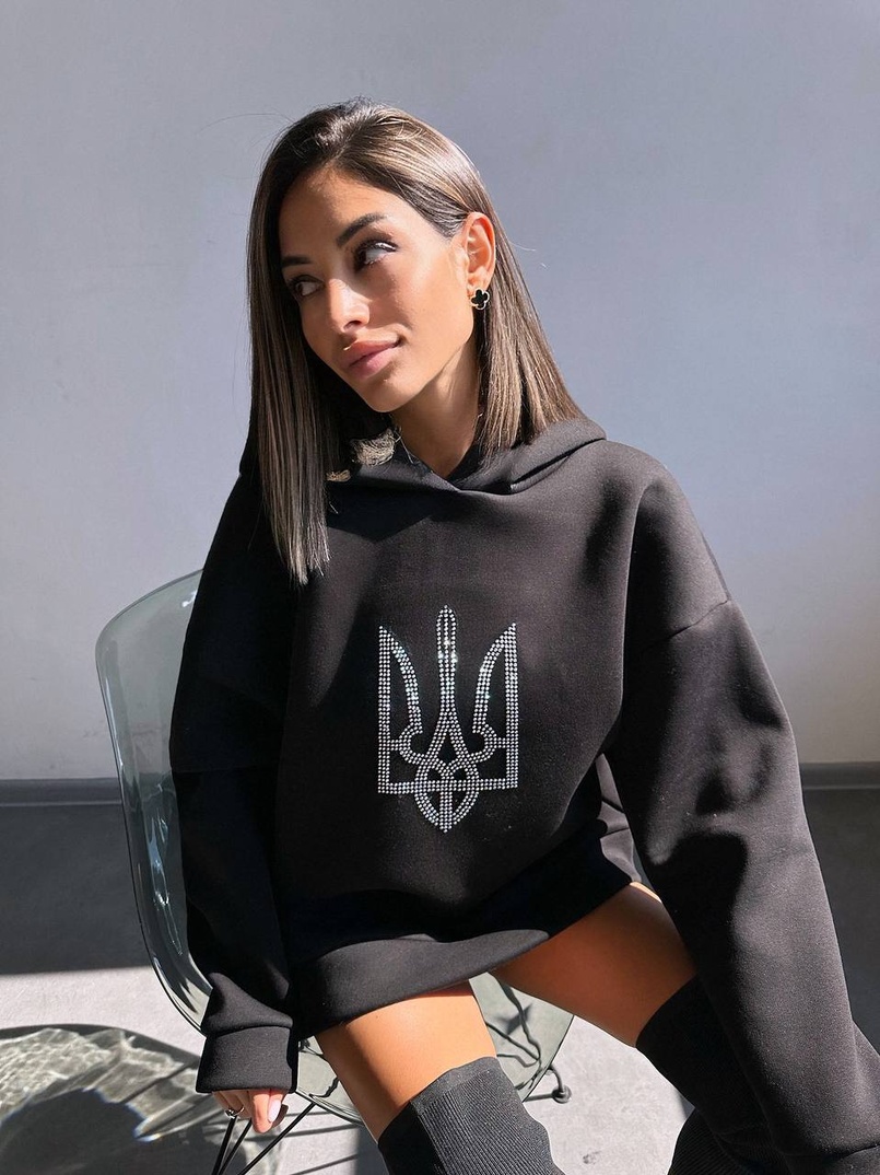 Патріотичне  худі over size із сяючими стразами Патріотичне  худі over size із сяючими стразами | PUSHKA SHOP