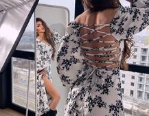 Квіткова сукня-міді зі шнурівкою на спинці та розрізом на ніжці Квіткова сукня-міді зі шнурівкою на спинці та розрізом на ніжці | PUSHKA SHOP