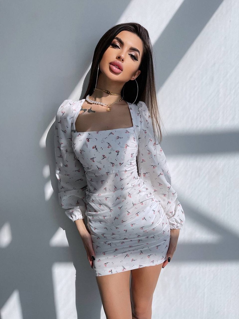 Квіткова сукня зі збіркою з боків  Квіткова сукня зі збіркою з боків  | PUSHKA SHOP