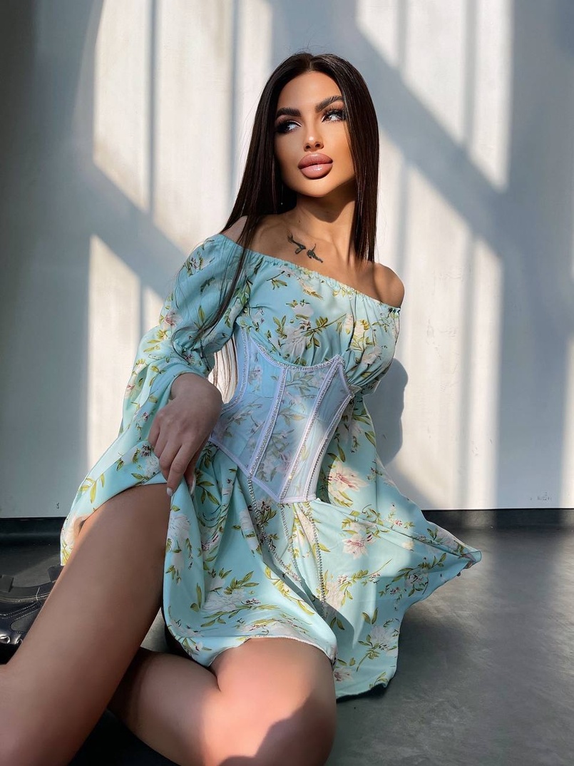 Сукня асиметричного крою з розкльошеними рукавами + корсет декорований стразами Ручна робота Сукня асиметричного крою з розкльошеними рукавами + корсет декорований стразами Ручна робота | PUSHKA SHOP