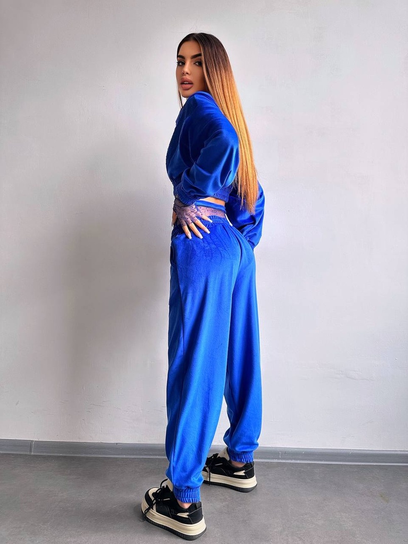 Велюровий комплект декорований стразами( бомбер+ рукавички+ штани + трусики) Велюровий комплект декорований стразами( бомбер+ рукавички+ штани + трусики) | PUSHKA SHOP