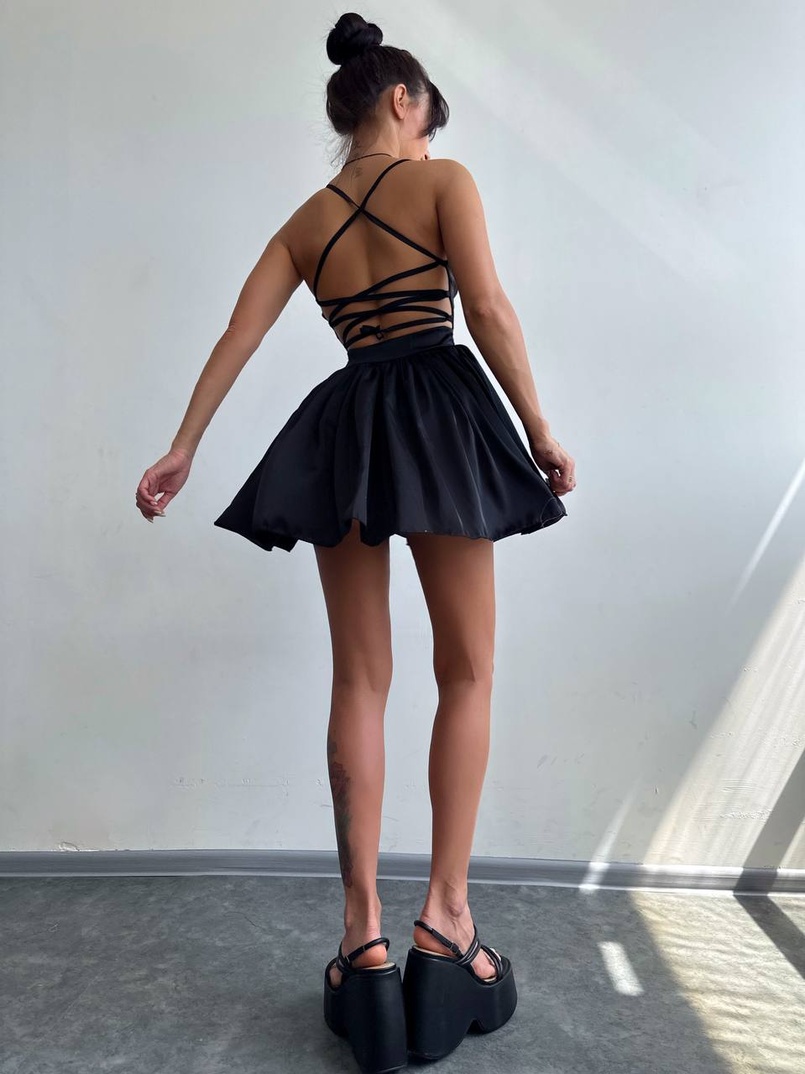 Шовкова сукня з пишною спідницею та шнурівкою на спинці | PUSHKA SHOP