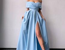 Сукня максі  з відкритими плечима та розрізом на спідниці Сукня максі  з відкритими плечима та розрізом на спідниці | PUSHKA SHOP