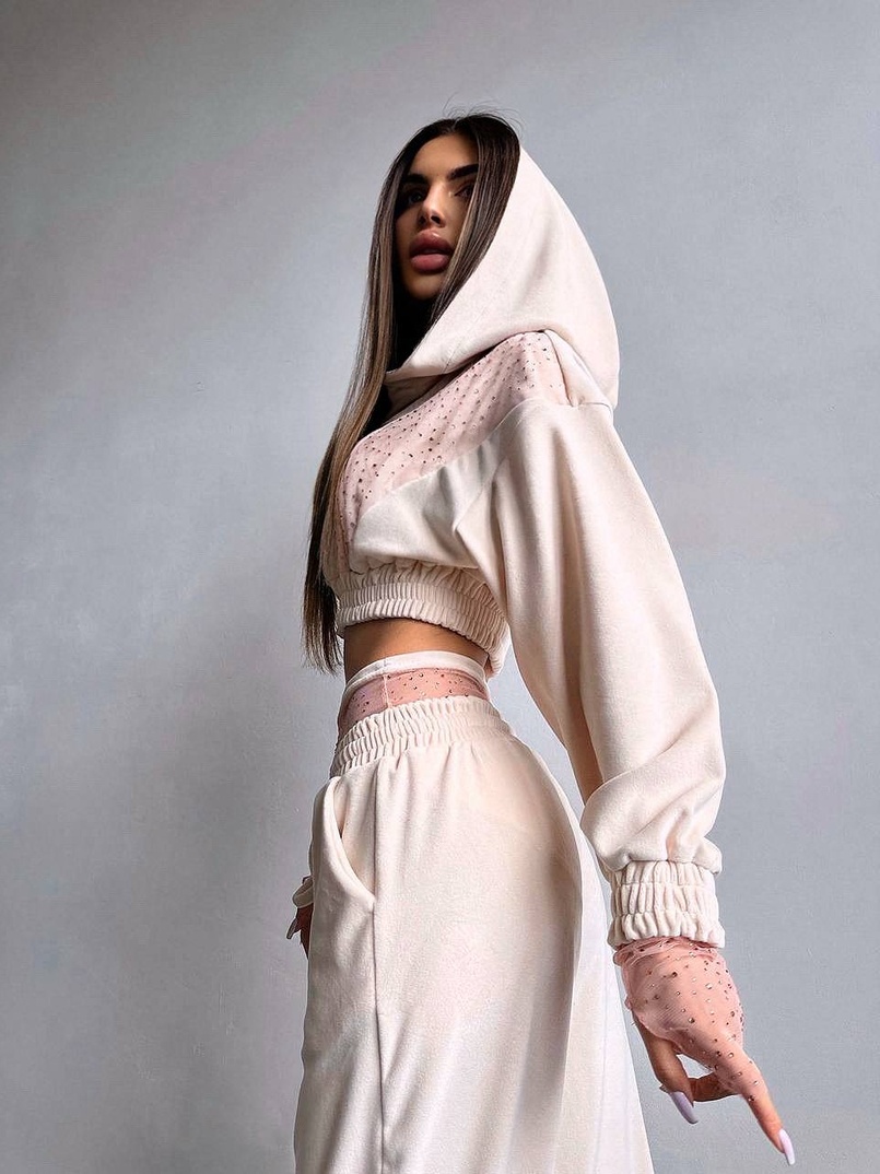 Велюровий комплект декорований стразами( бомбер+ рукавички+ штани + трусики) Велюровий комплект декорований стразами( бомбер+ рукавички+ штани + трусики) | PUSHKA SHOP