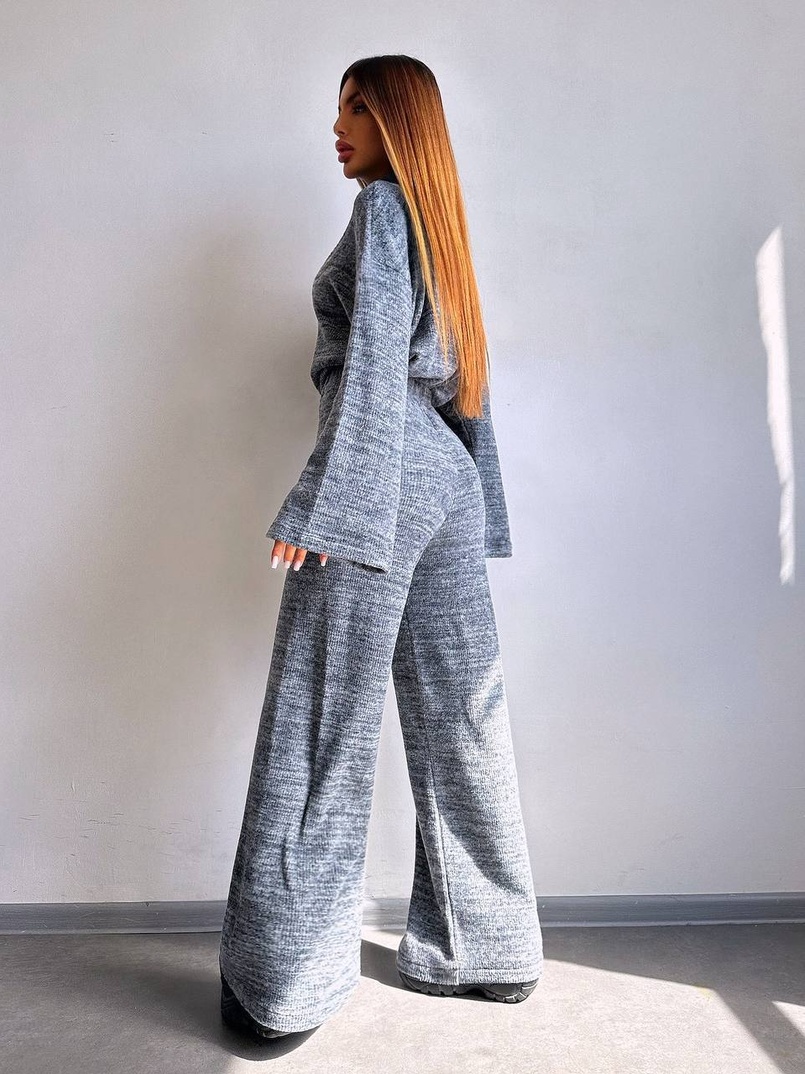 Трикотажний базовий комплект: світшот + штани  Трикотажний базовий комплект: світшот + штани  | PUSHKA SHOP